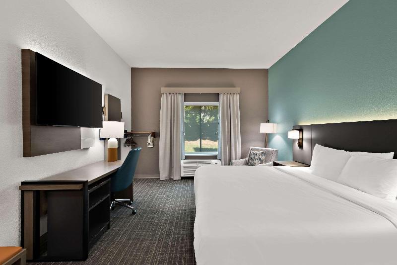 Comfort Inn Powell - Knoxville North image