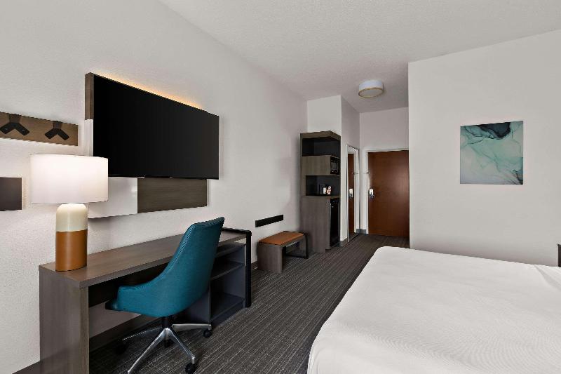 Comfort Inn Powell - Knoxville North image