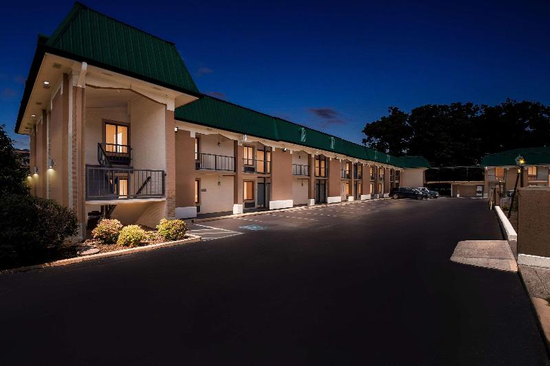 Quality Inn Tullahoma image