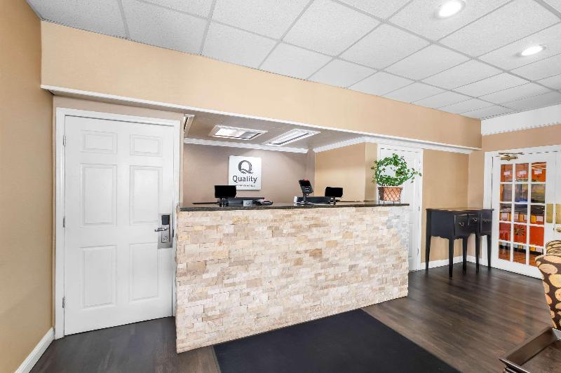 Quality Inn Tullahoma image