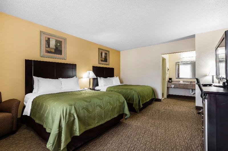 Quality Inn Tullahoma image