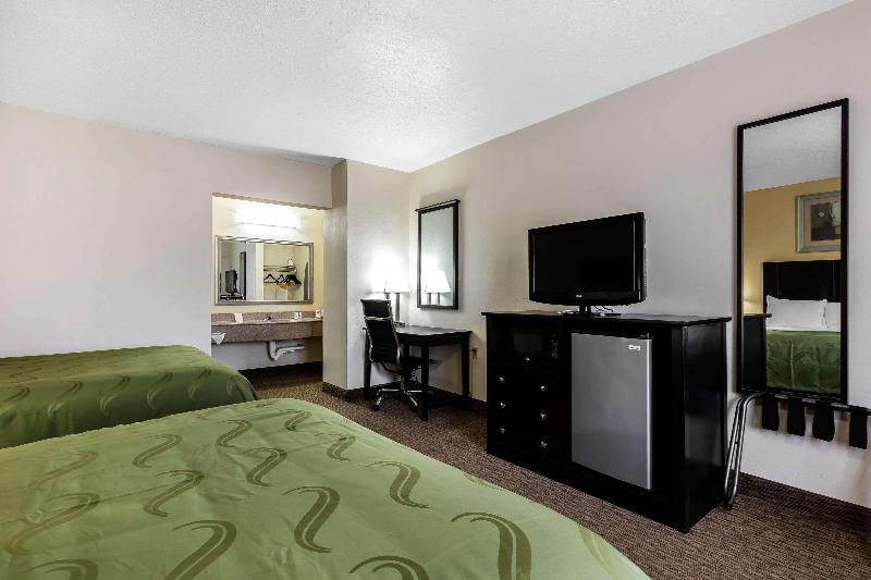 Quality Inn Tullahoma image