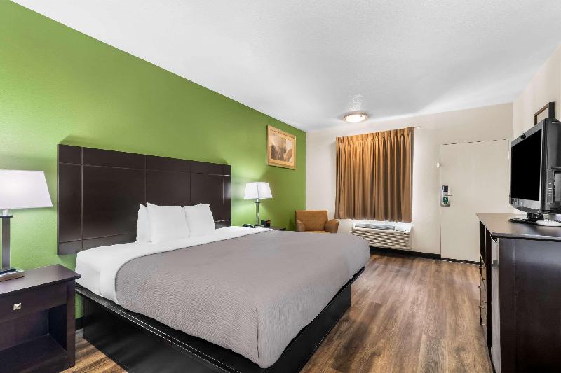 Quality Inn Tullahoma image