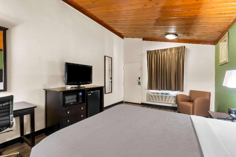 Quality Inn Tullahoma image