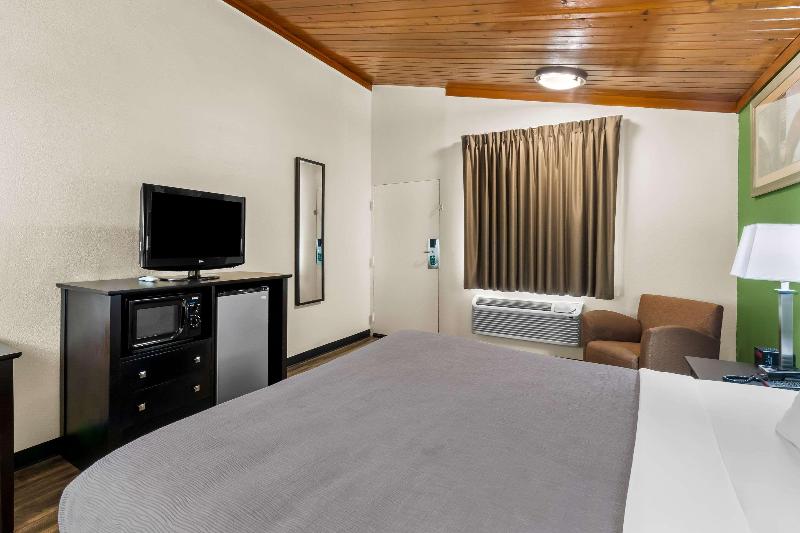 Quality Inn Tullahoma image