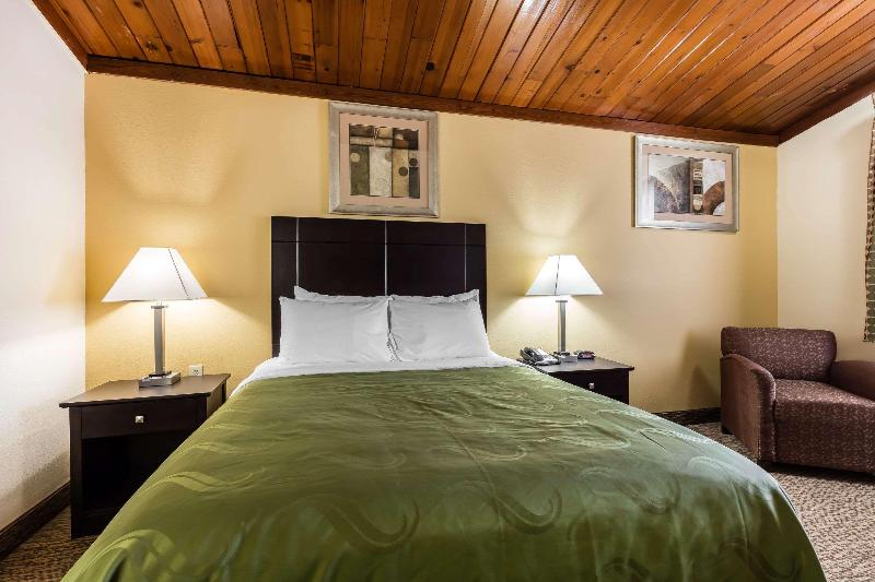 Quality Inn Tullahoma image