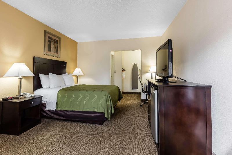 Quality Inn Tullahoma image