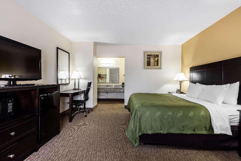 Quality Inn Tullahoma image