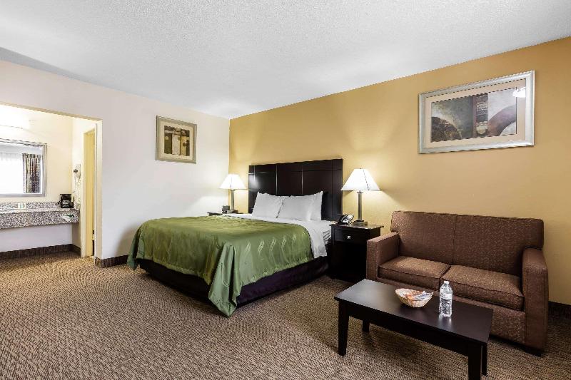 Quality Inn Tullahoma image