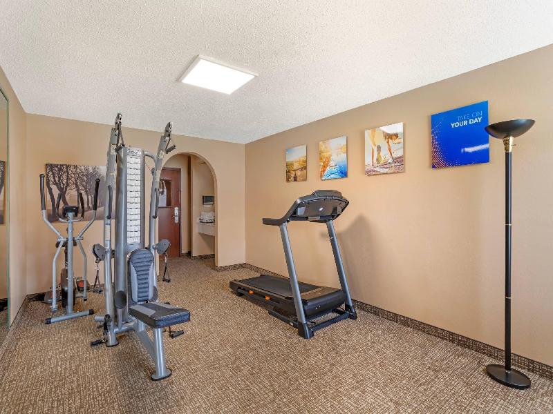 Comfort Inn Conroe image