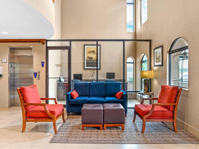 Comfort Inn Conroe image