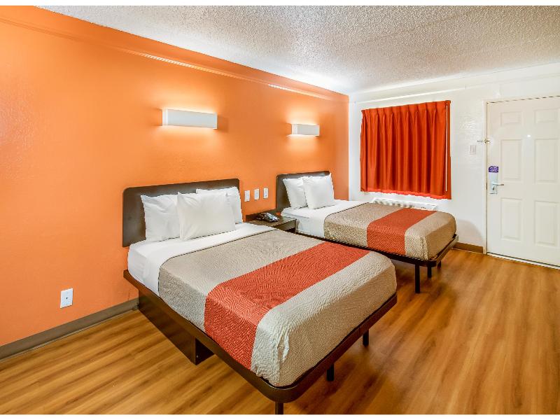 Motel 6 Euless, TX - DFW West image