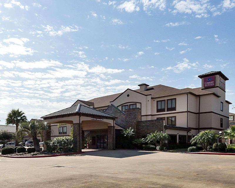 Comfort Suites Lake Jackson Clute image