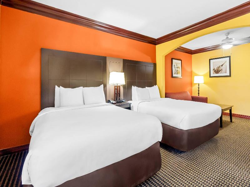 Comfort Suites Lake Jackson Clute image