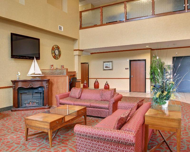 Quality Suites Near Cedar Creek Lake image