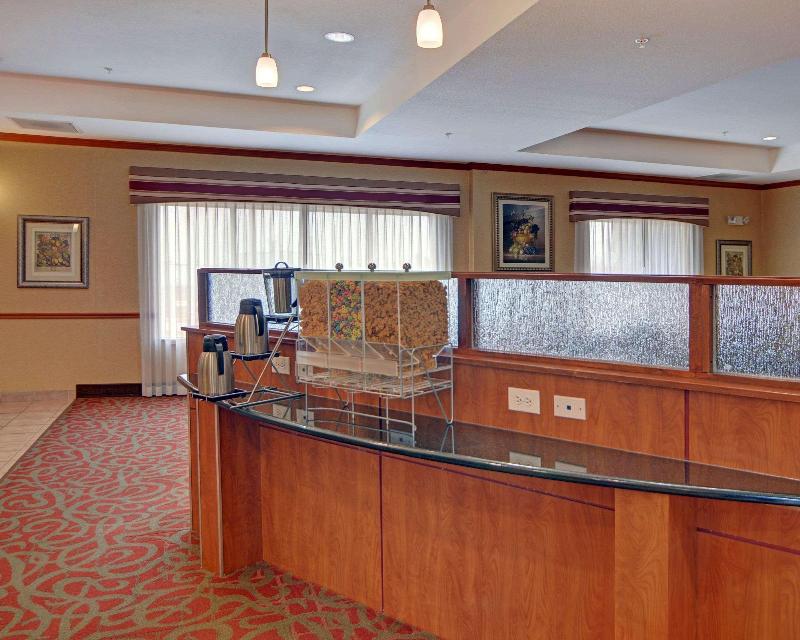 Quality Suites Near Cedar Creek Lake image 1