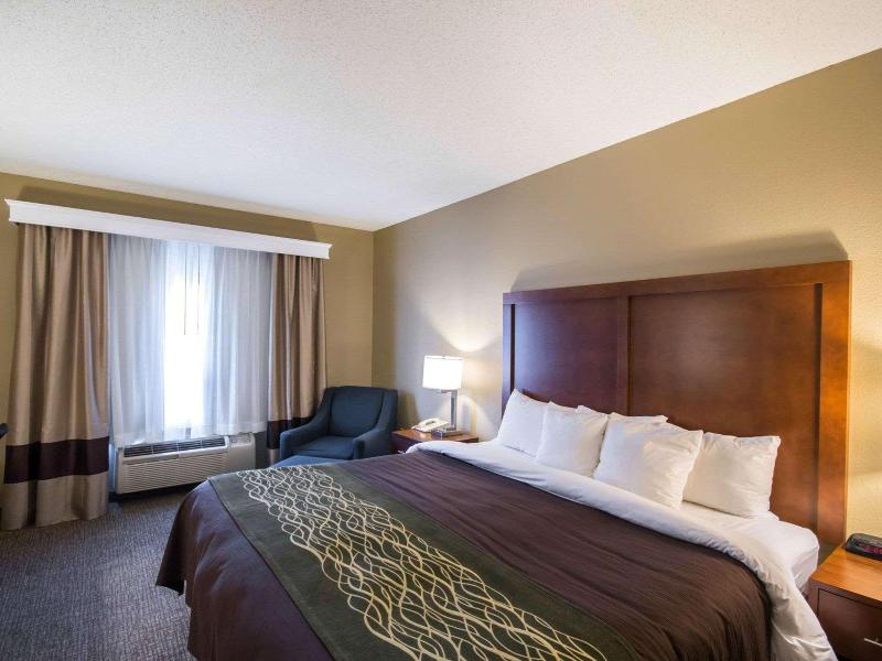 Comfort Inn Red Oak image