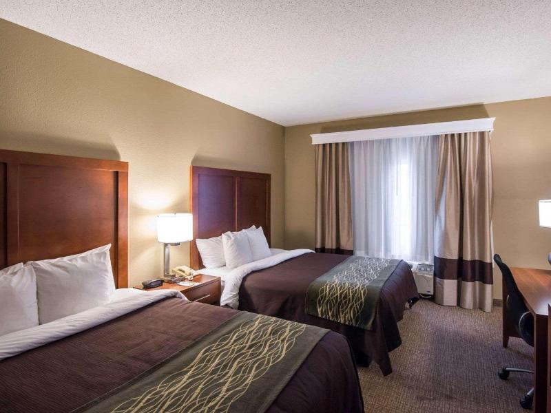 Comfort Inn Red Oak image