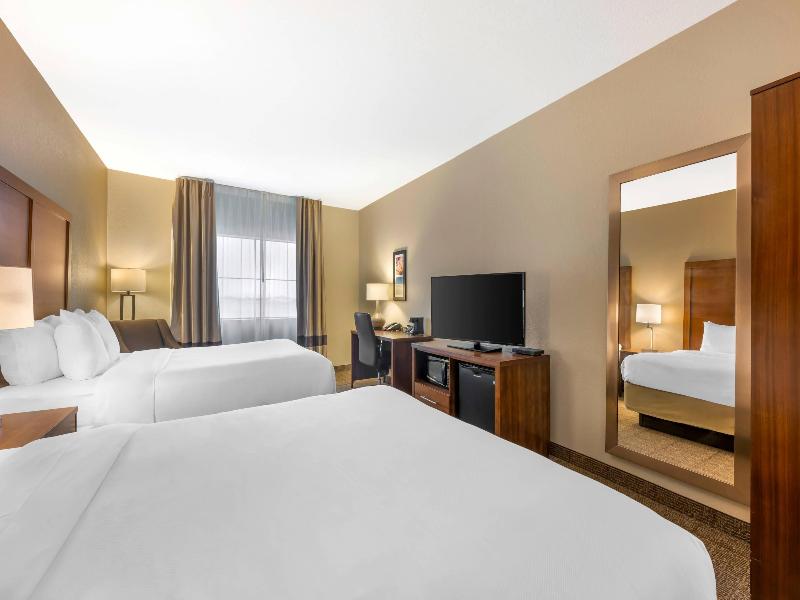 Comfort Inn I-20 Midland Stanton image