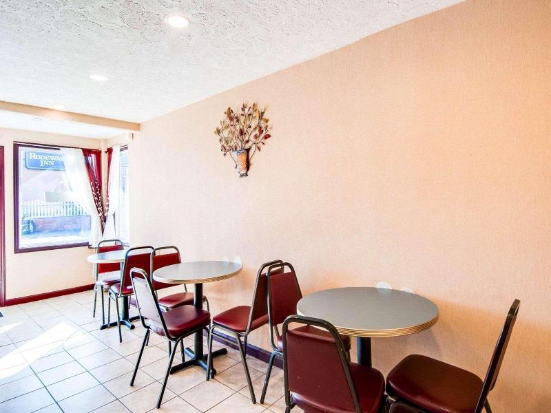 Econo Lodge Galax Highway 58 image