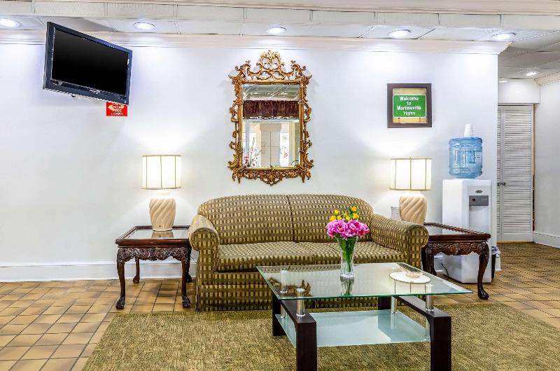 Econo Lodge Martinsville image