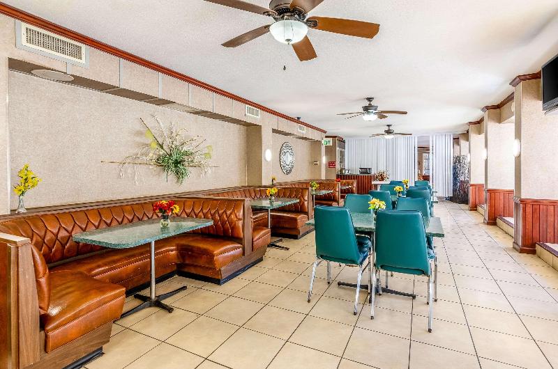 Econo Lodge Martinsville image
