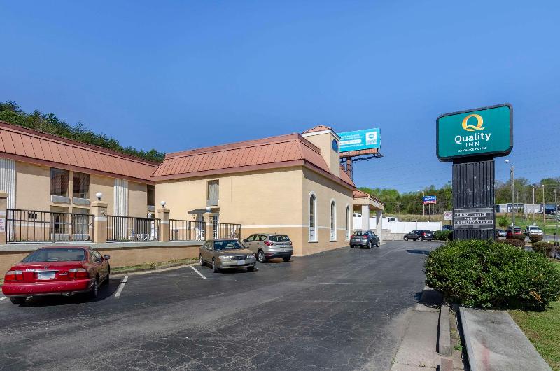 Quality Inn near Martinsville Speedway image