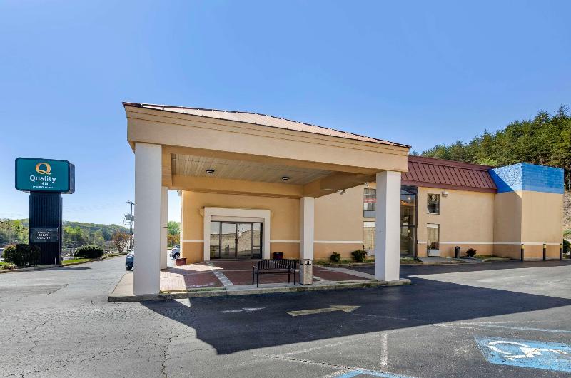 Quality Inn near Martinsville Speedway image