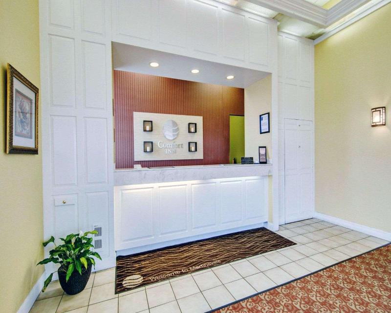 Quality Inn near Martinsville Speedway image