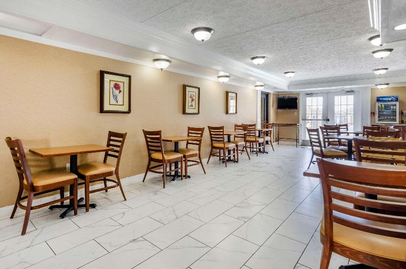 Quality Inn near Martinsville Speedway image
