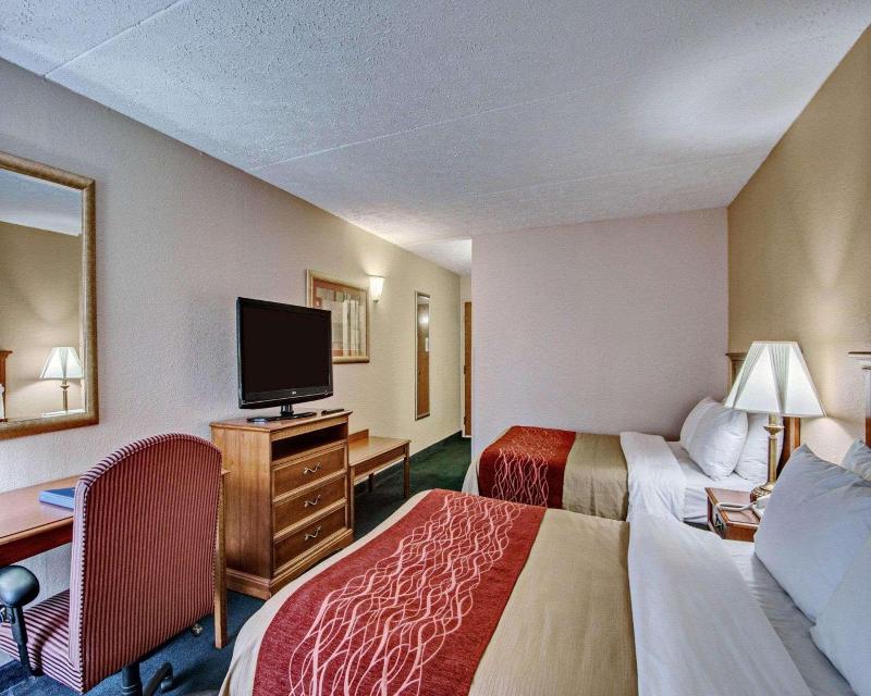 Quality Inn near Martinsville Speedway image