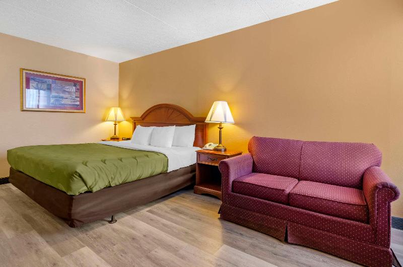Quality Inn near Martinsville Speedway image
