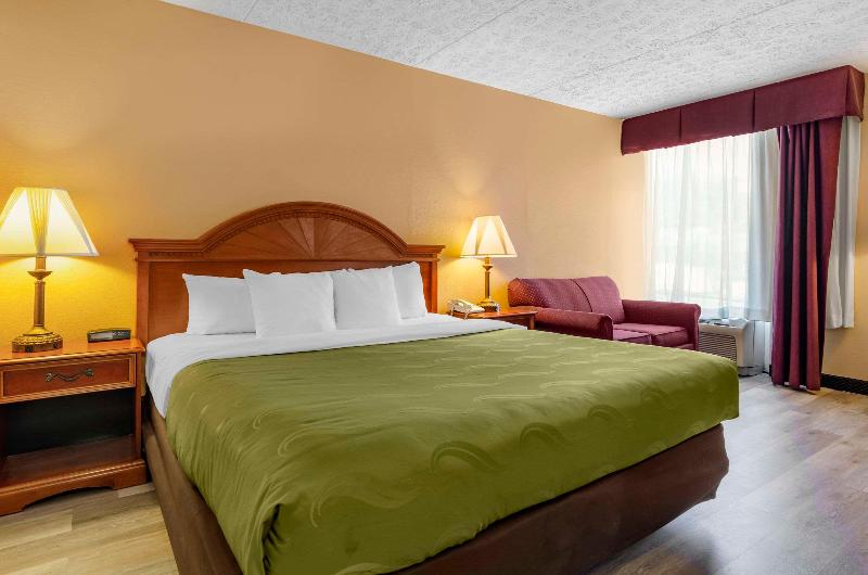 Quality Inn near Martinsville Speedway image