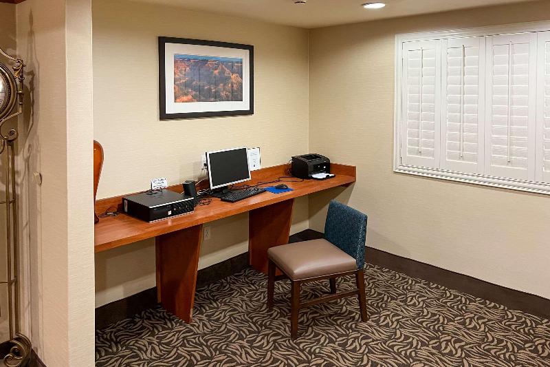 Comfort Inn & Suites Thatcher - Safford image