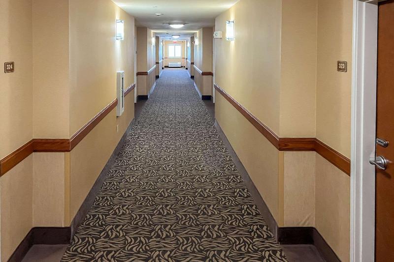 Comfort Inn & Suites Thatcher - Safford image