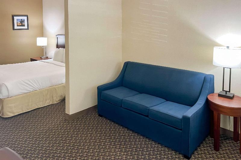 Comfort Inn & Suites Thatcher - Safford image