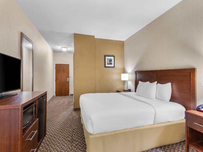 Comfort Inn & Suites Thatcher - Safford image