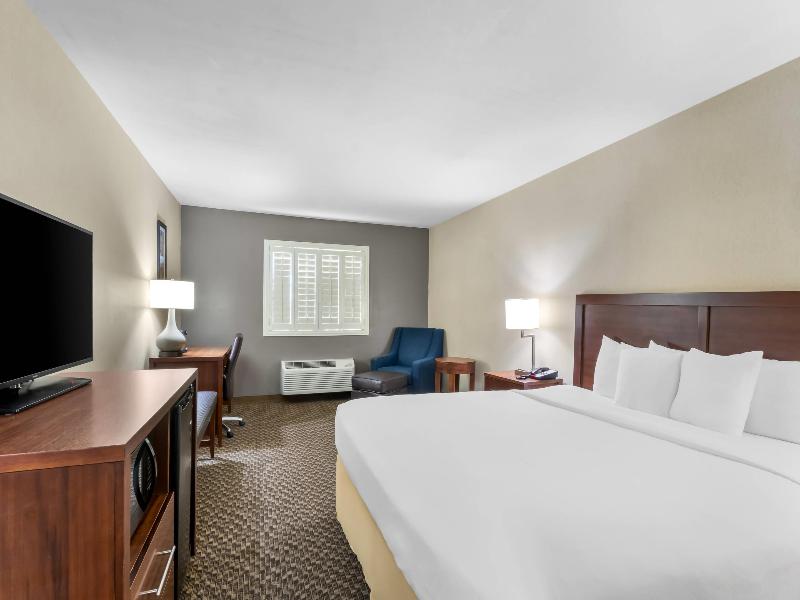 Comfort Inn & Suites Thatcher - Safford image