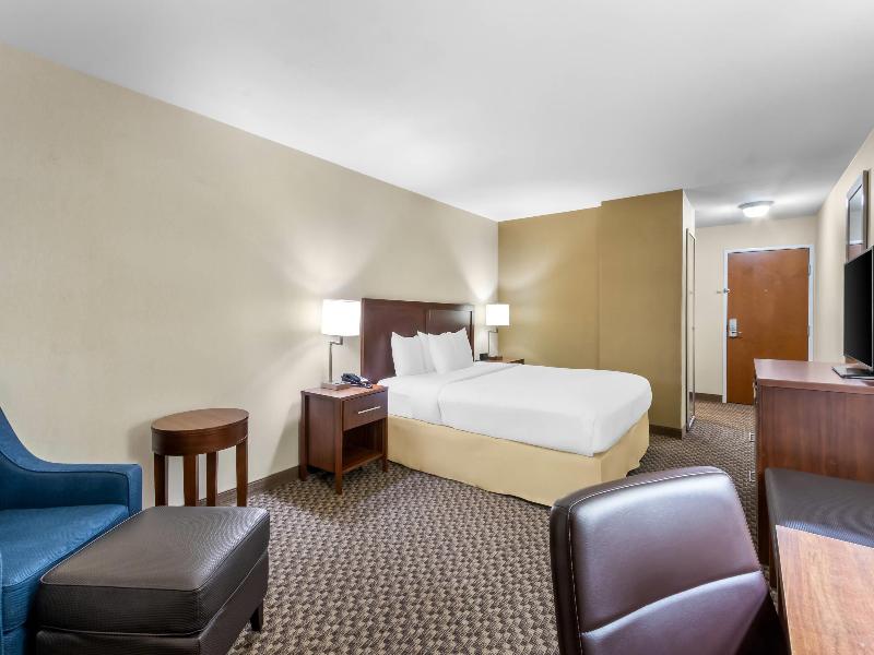 Comfort Inn & Suites Thatcher - Safford image