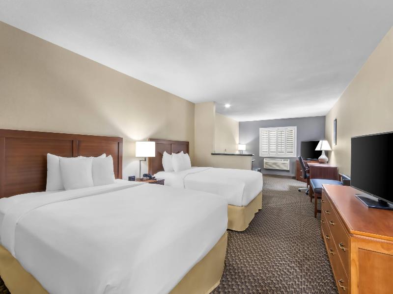 Comfort Inn & Suites Thatcher - Safford image