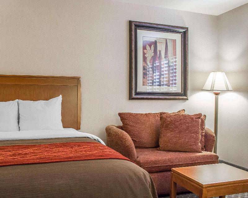 Comfort Inn & Suites Thatcher - Safford image