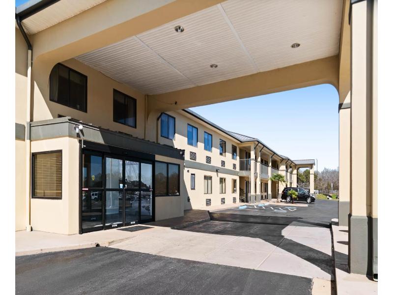Econo Lodge Prattville Area — general view