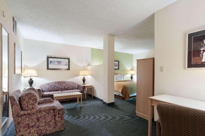Quality Inn & Suites Paragould image