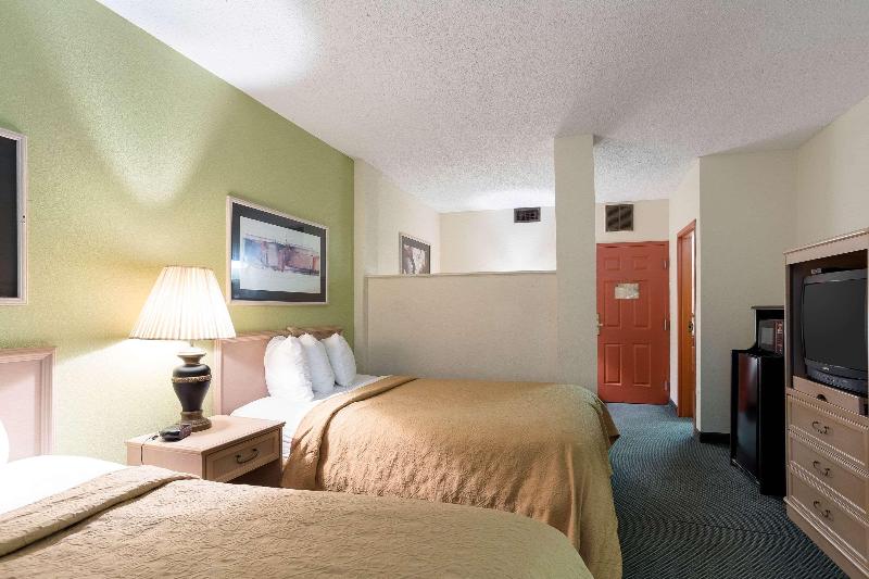 Quality Inn & Suites Paragould — photo 71