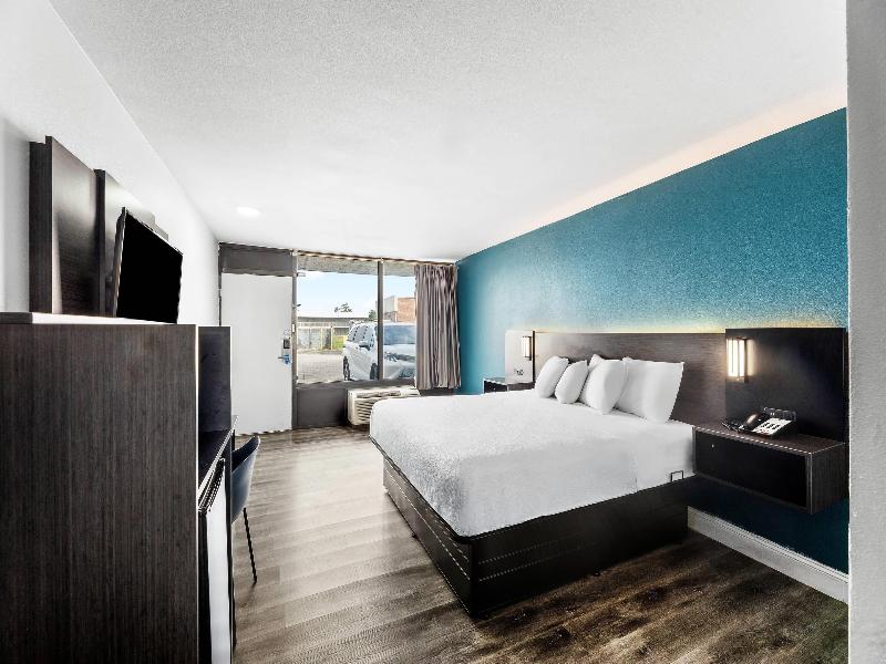 Rodeway Inn image