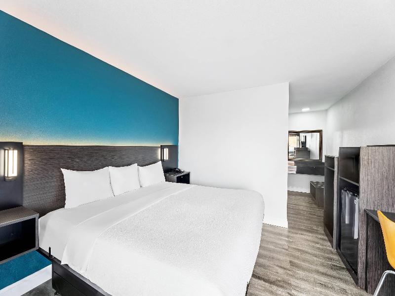 Rodeway Inn image
