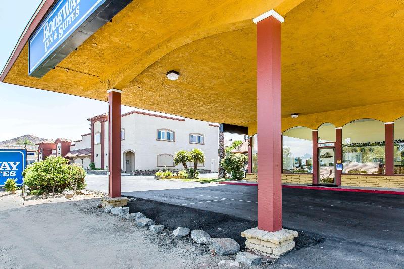 Rodeway Inn & Suites Canyon Lake-Menifee West image