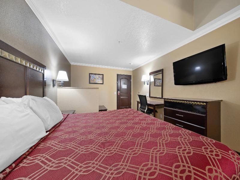 Econo Lodge Inn & Suites Fallbrook Downtown image