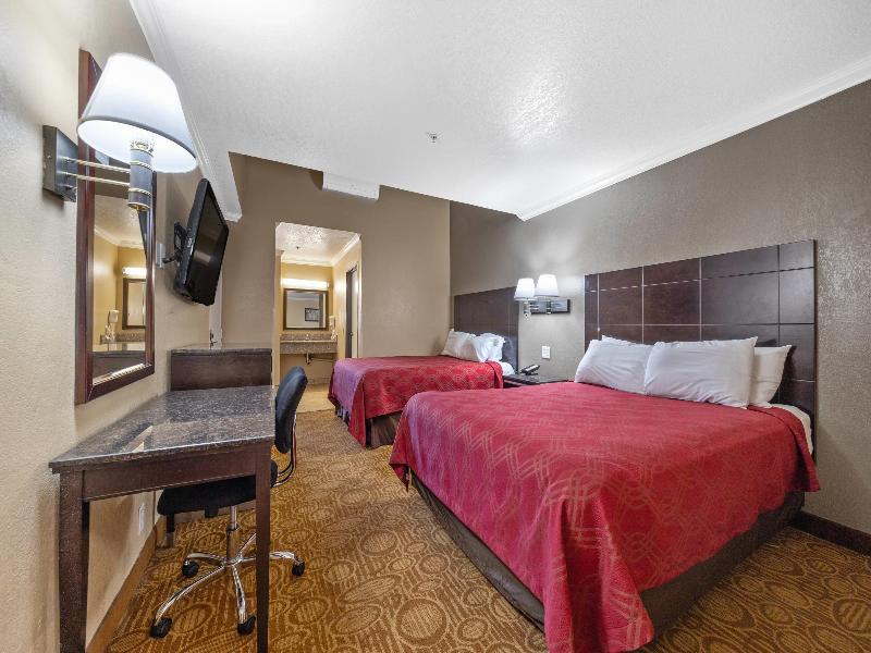 Econo Lodge Inn & Suites Fallbrook Downtown image