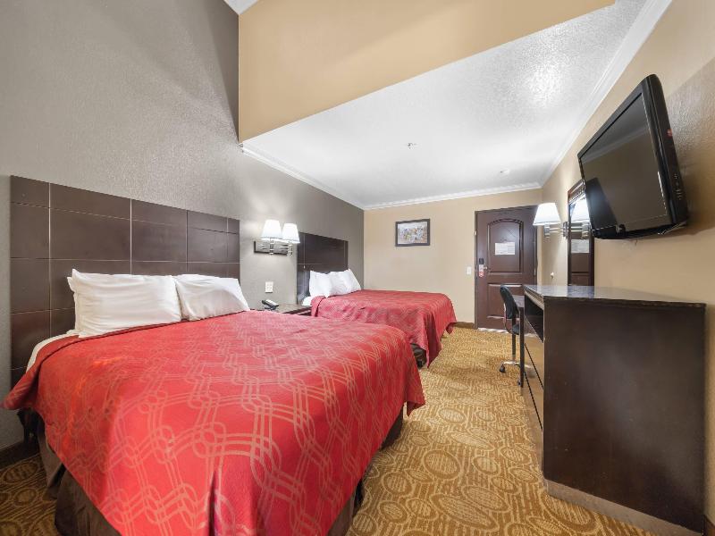 Econo Lodge Inn & Suites Fallbrook Downtown image